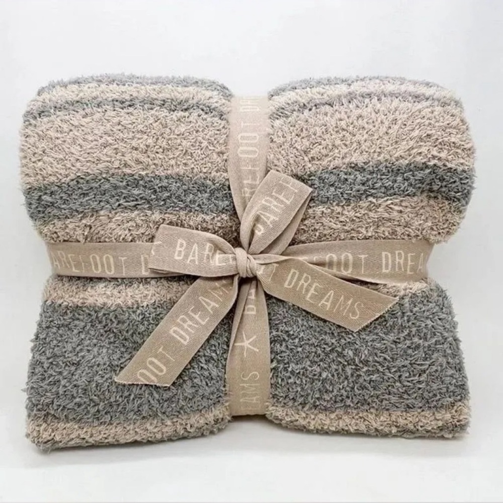 NEW Barefoot Dreams CozyChic Variegated Stripe Throw